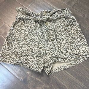 Entro Leopard Print High Waist Shorts